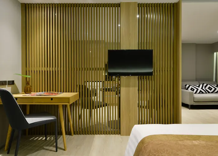 Aspira Tropical Thong Lor Hotel